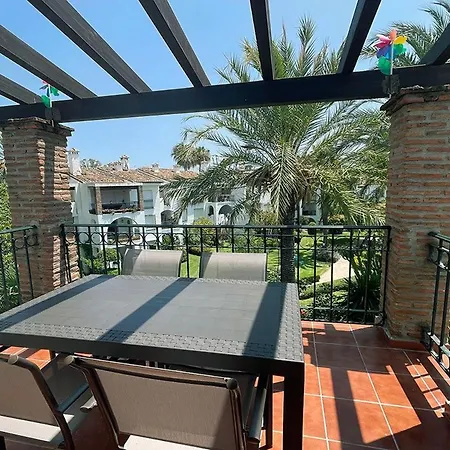 Hacienda Ii エステポナ